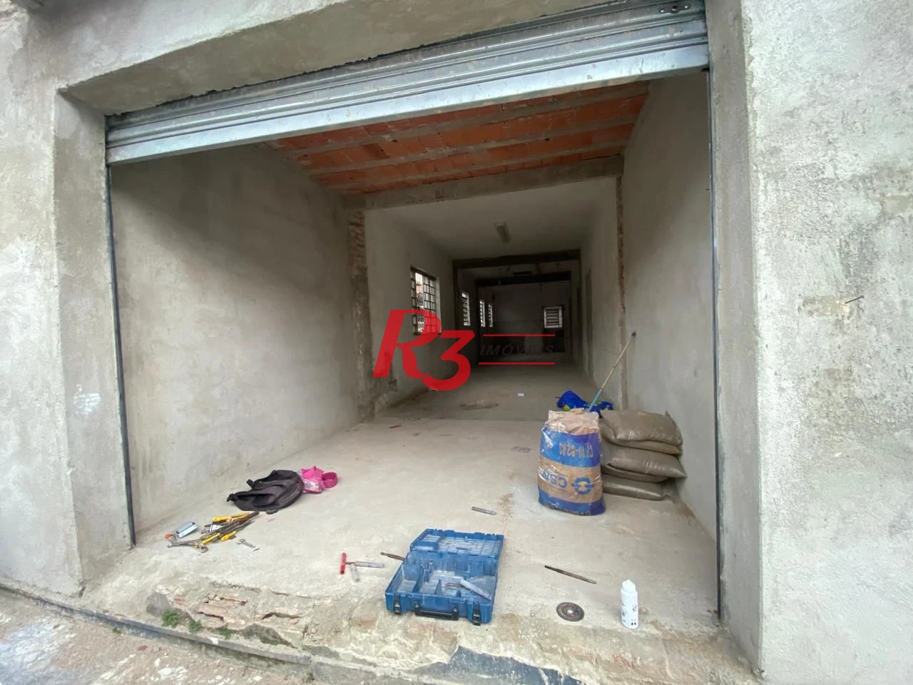 Loja para alugar com 90m² no Bairro Estuário Santos