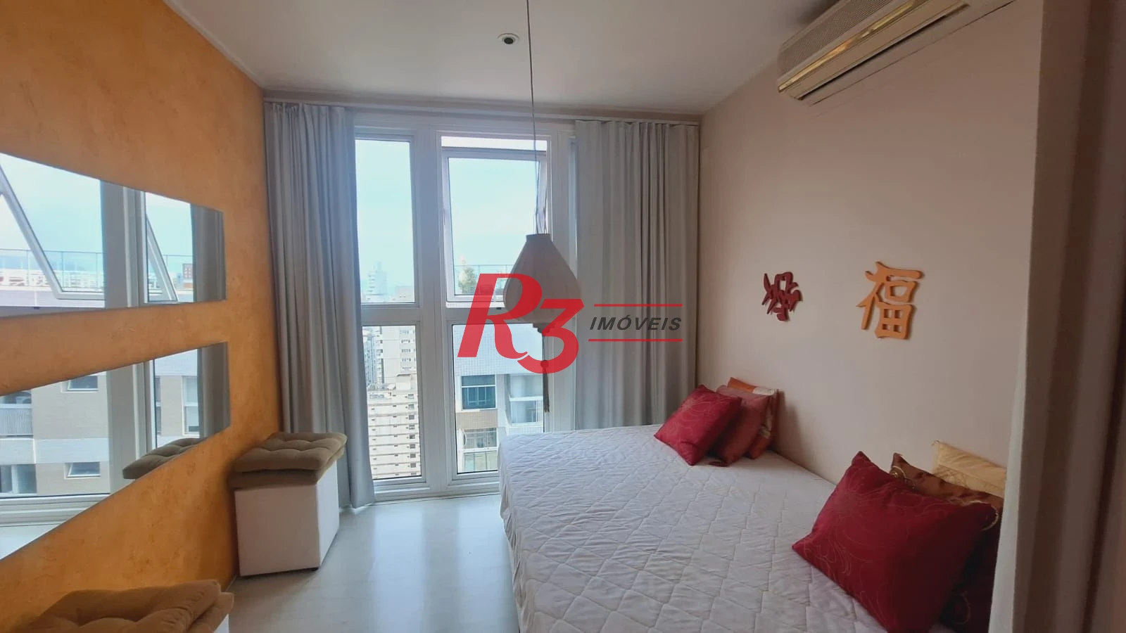 Apartamento com 2 dormitórios para alugar, 72 m² por R$ 6.500,02/mês - Gonzaga - Santos/SP