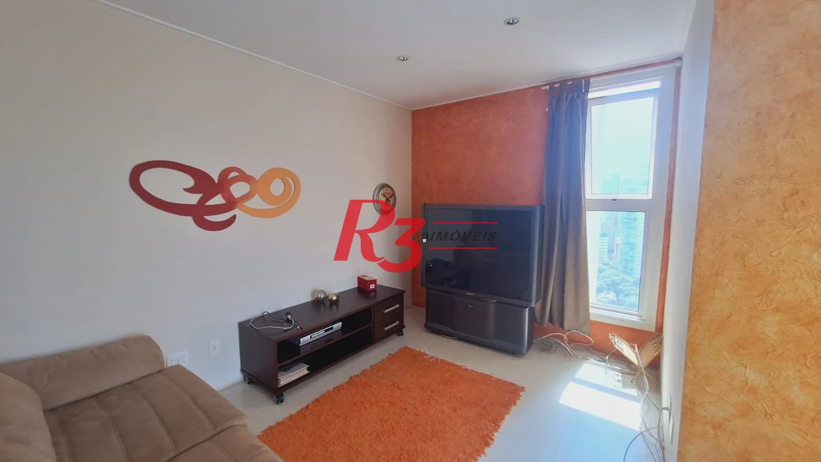 Apartamento com 2 dormitórios para alugar, 72 m² por R$ 6.500,02/mês - Gonzaga - Santos/SP