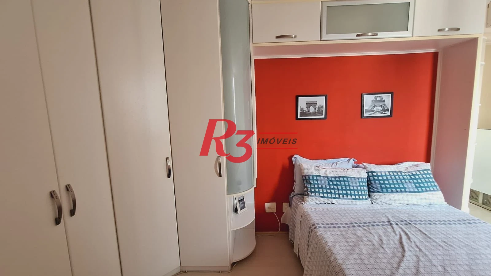 Apartamento com 2 dormitórios para alugar, 72 m² por R$ 6.500,02/mês - Gonzaga - Santos/SP