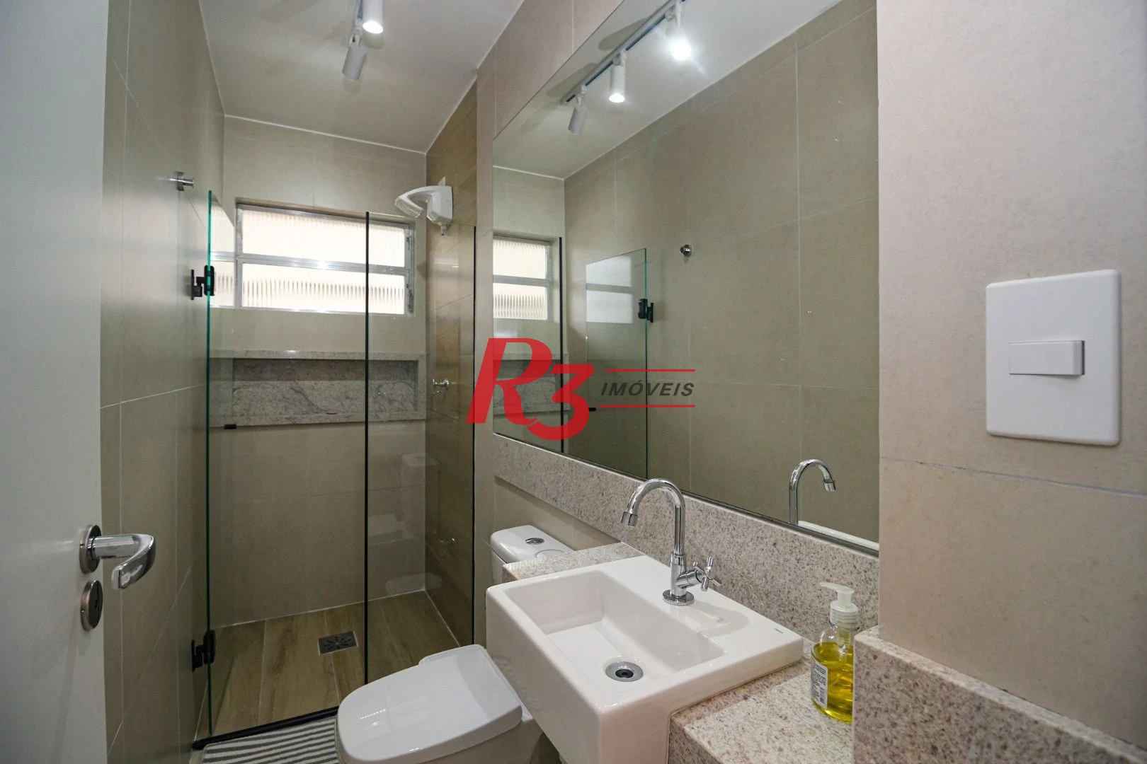 Apartamento com 1 dormitório à venda, 56 m² por R$ 485.000,00 - Gonzaga - Santos/SP