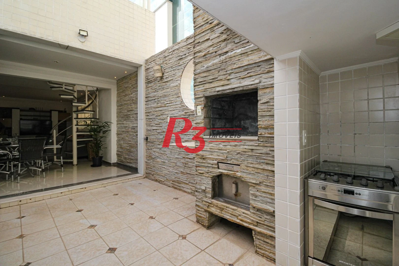 Cobertura com 3 dormitórios à venda, 380 m² por R$ 3.520.000,00 - Gonzaga - Santos/SP