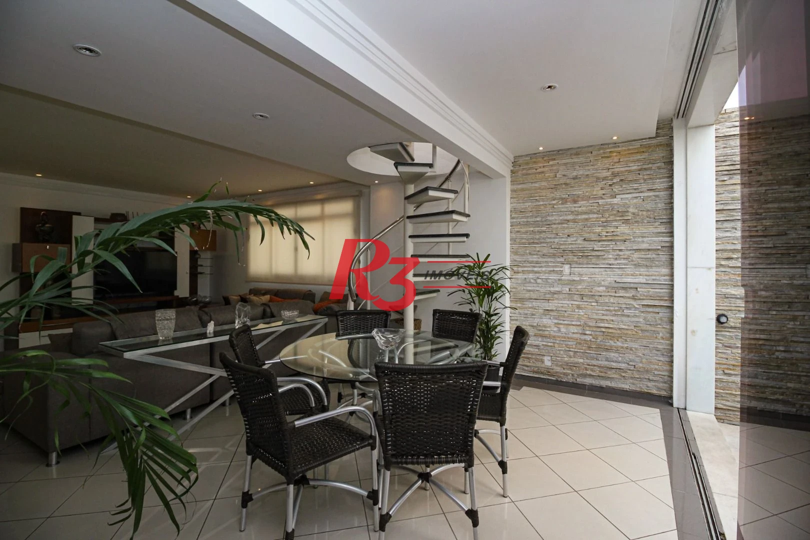 Cobertura com 3 dormitórios à venda, 380 m² por R$ 3.520.000,00 - Gonzaga - Santos/SP