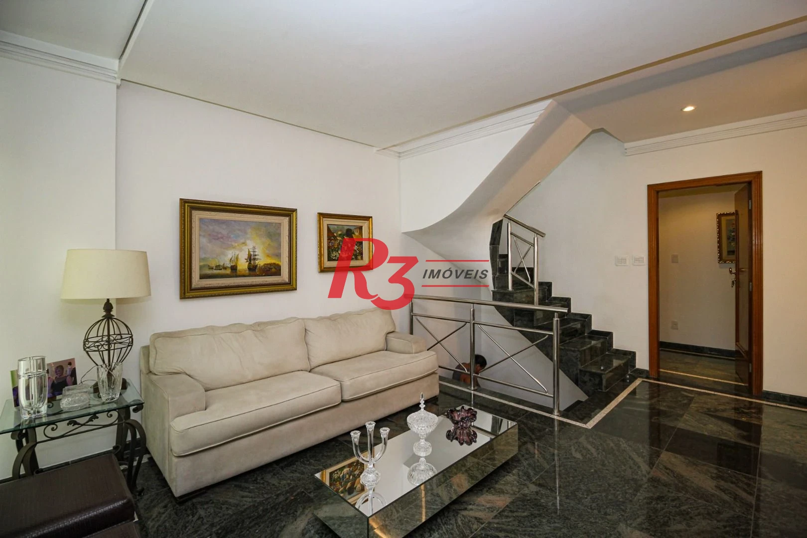 Cobertura com 3 dormitórios à venda, 380 m² por R$ 3.520.000,00 - Gonzaga - Santos/SP