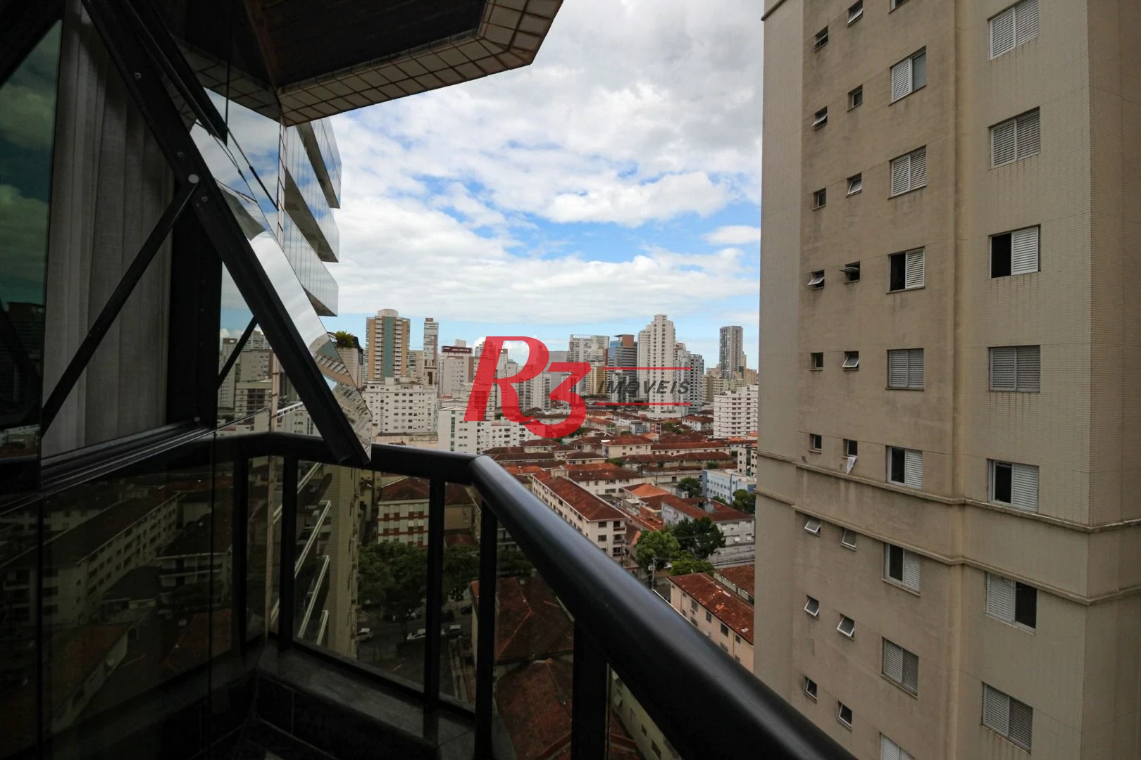 Cobertura com 3 dormitórios à venda, 380 m² por R$ 3.520.000,00 - Gonzaga - Santos/SP