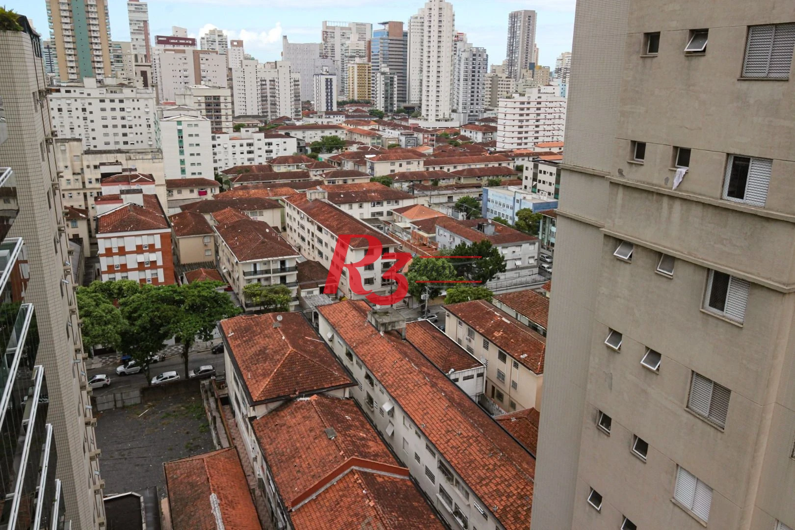Cobertura com 3 dormitórios à venda, 380 m² por R$ 3.520.000,00 - Gonzaga - Santos/SP