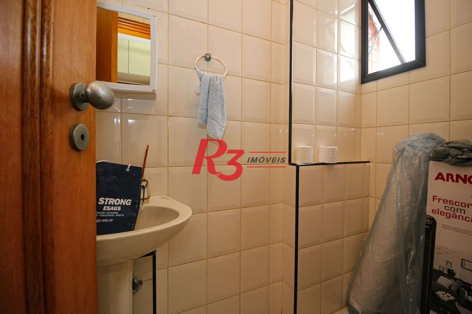 Cobertura com 3 dormitórios à venda, 380 m² por R$ 3.520.000,00 - Gonzaga - Santos/SP