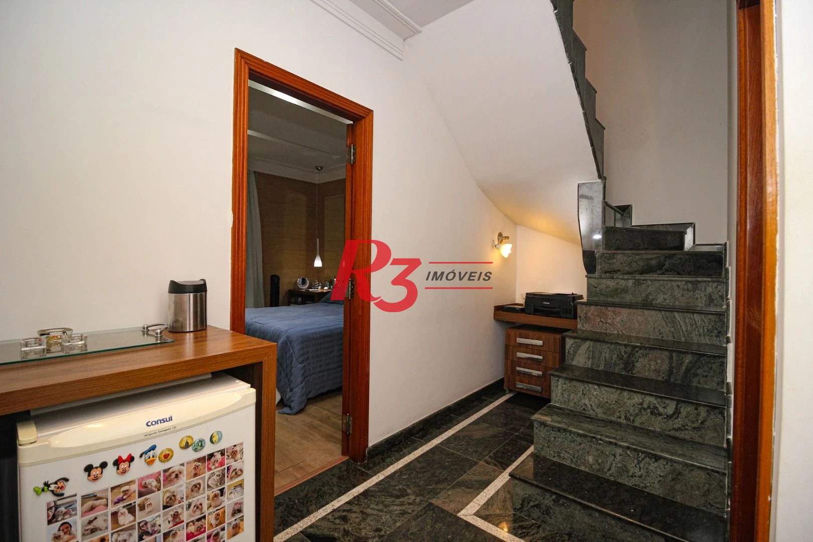 Cobertura com 3 dormitórios à venda, 380 m² por R$ 3.520.000,00 - Gonzaga - Santos/SP
