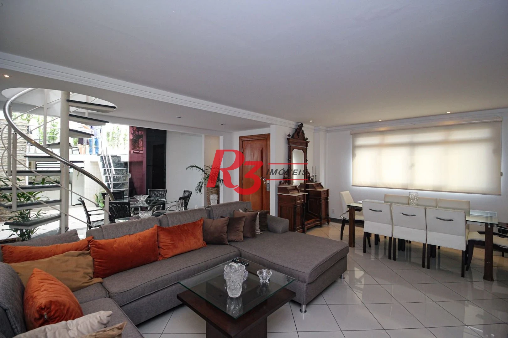 Cobertura com 3 dormitórios à venda, 380 m² por R$ 3.520.000,00 - Gonzaga - Santos/SP