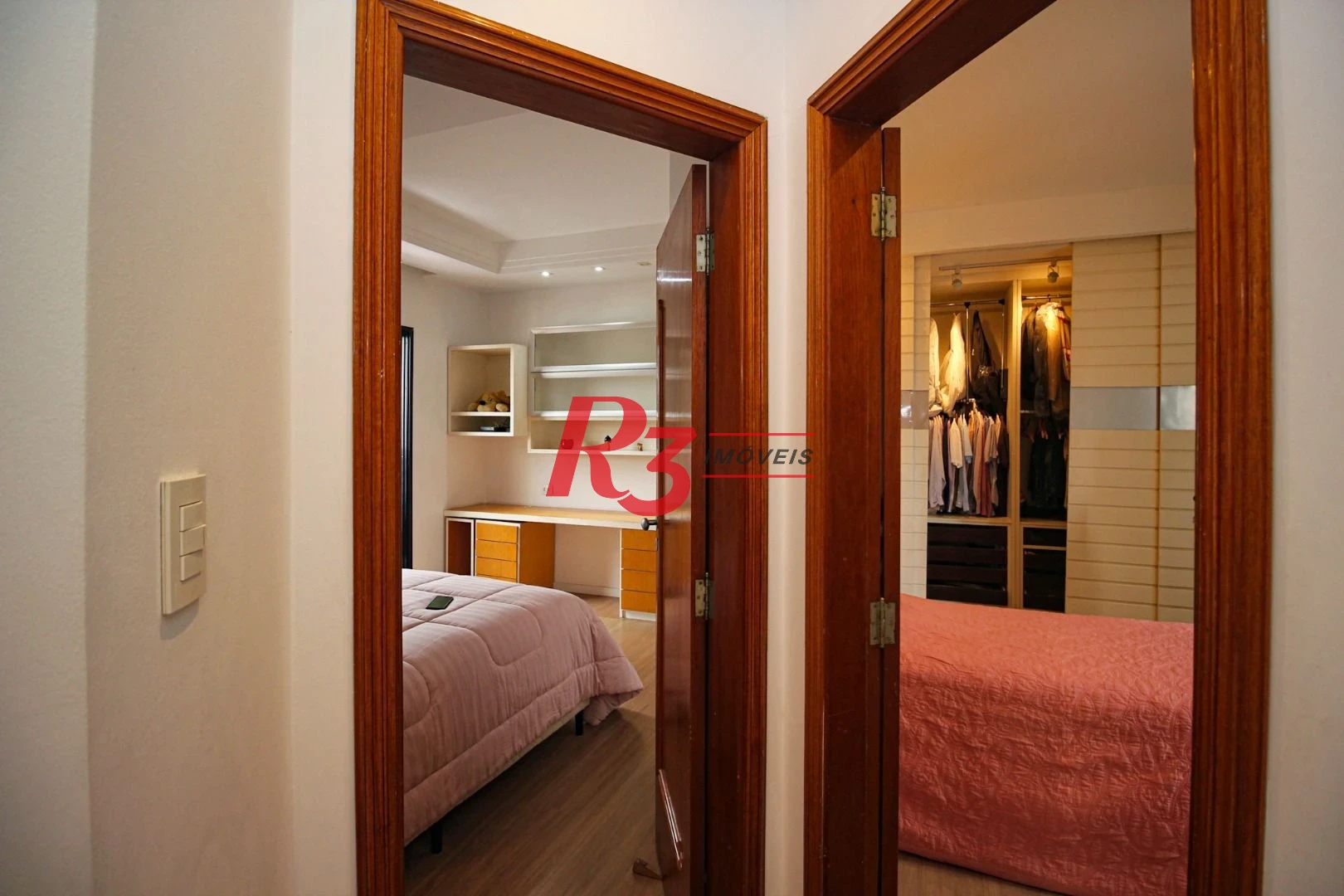 Cobertura com 3 dormitórios à venda, 380 m² por R$ 3.520.000,00 - Gonzaga - Santos/SP