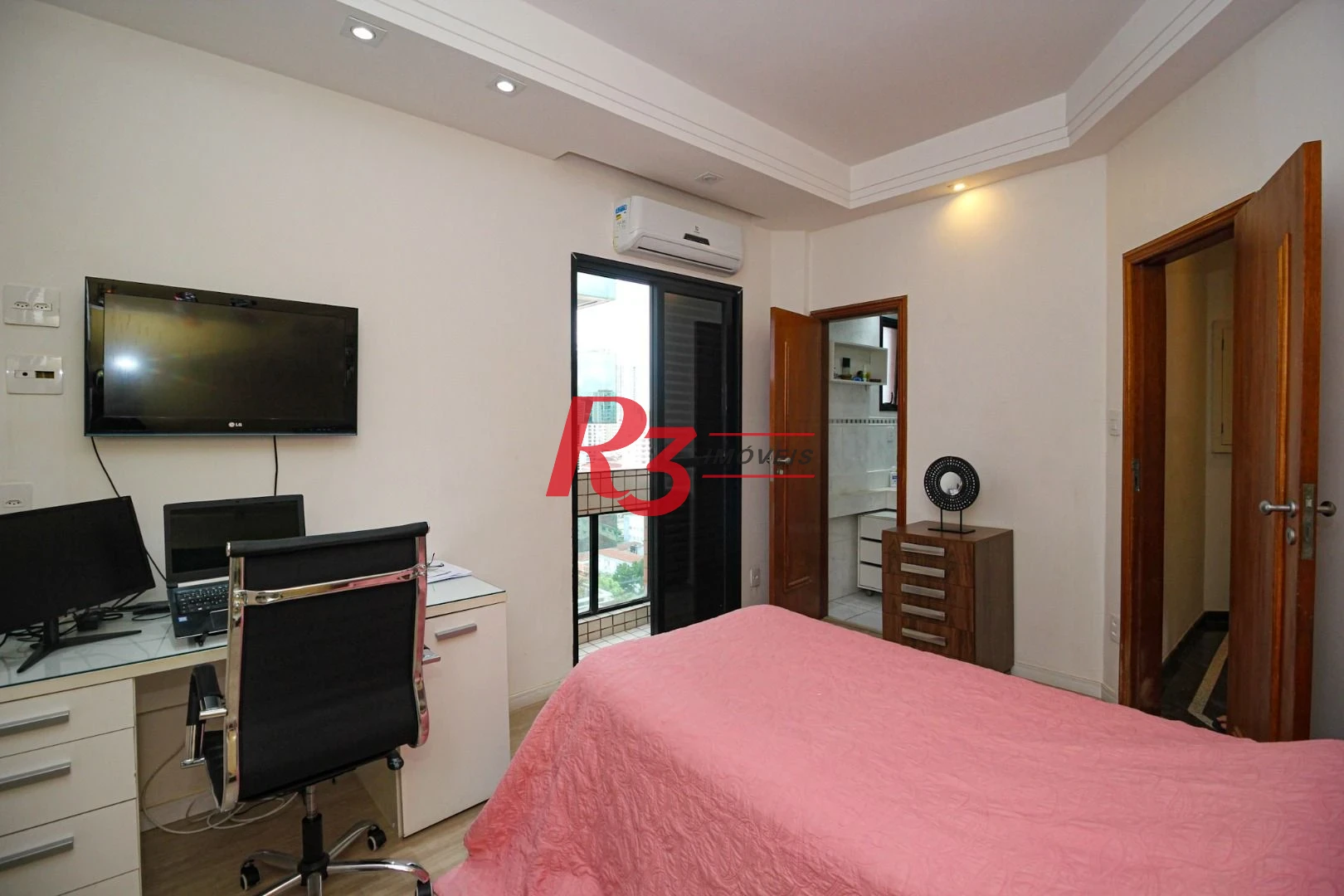 Cobertura com 3 dormitórios à venda, 380 m² por R$ 3.520.000,00 - Gonzaga - Santos/SP