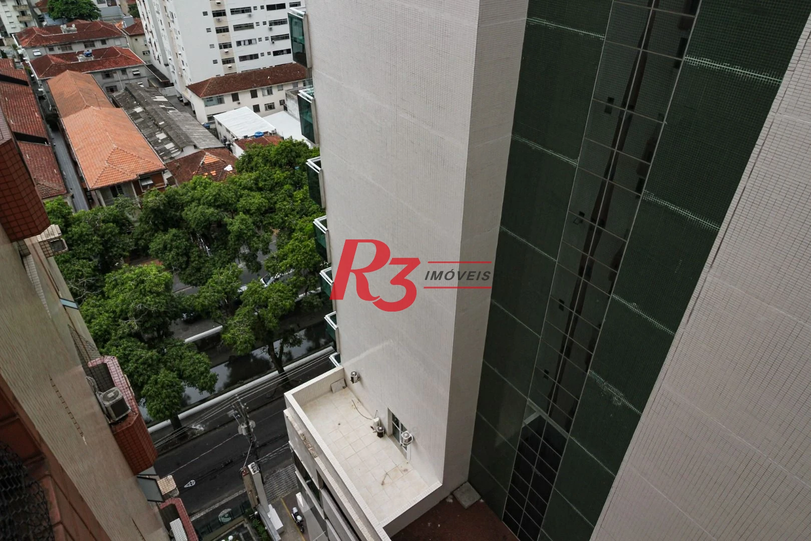 Cobertura com 3 dormitórios à venda, 380 m² por R$ 3.520.000,00 - Gonzaga - Santos/SP