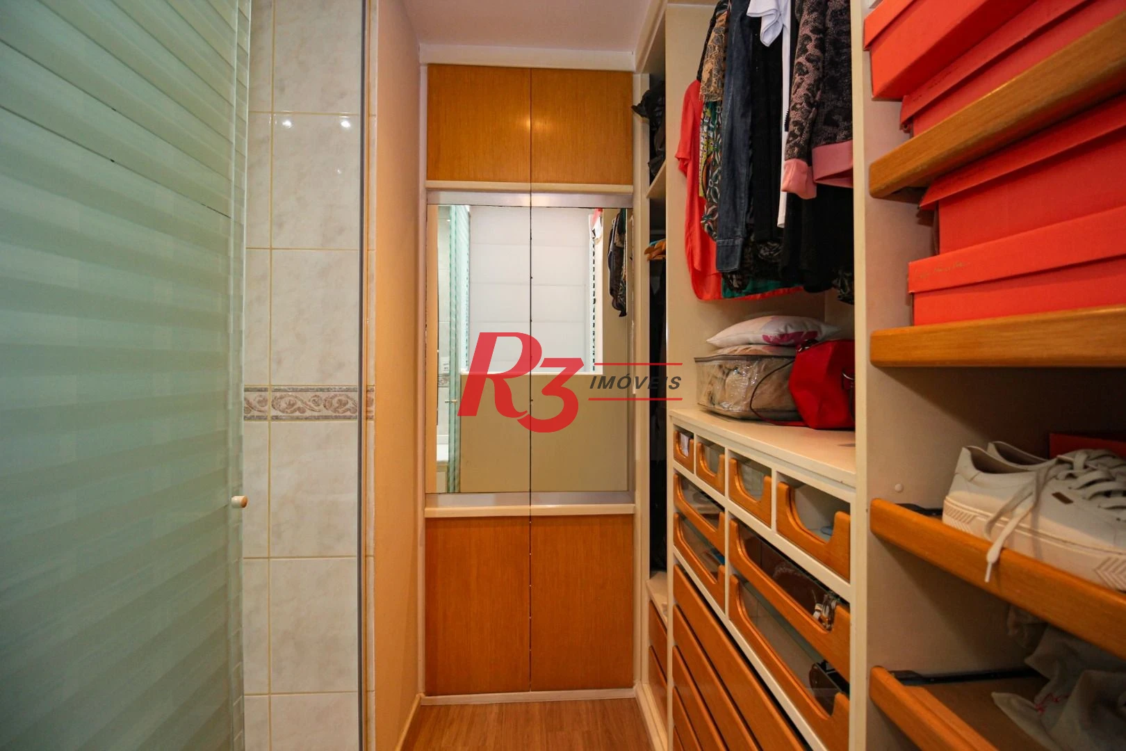 Cobertura com 3 dormitórios à venda, 380 m² por R$ 3.520.000,00 - Gonzaga - Santos/SP