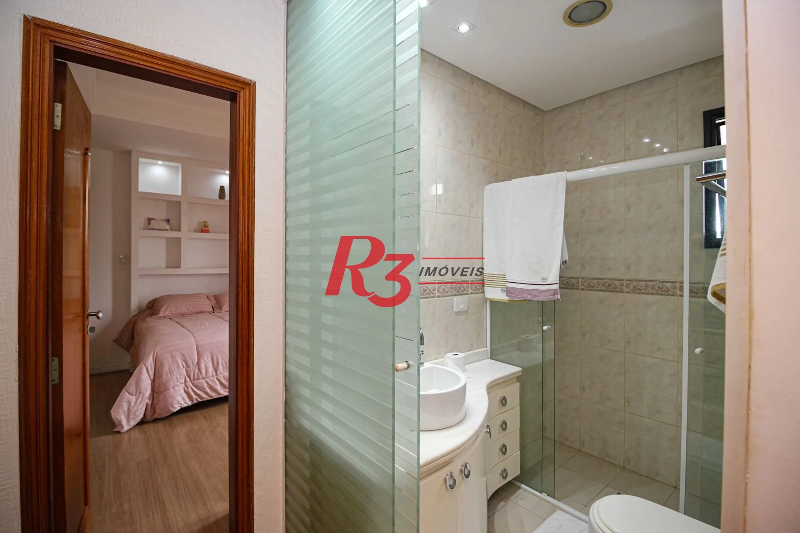 Cobertura com 3 dormitórios à venda, 380 m² por R$ 3.520.000,00 - Gonzaga - Santos/SP