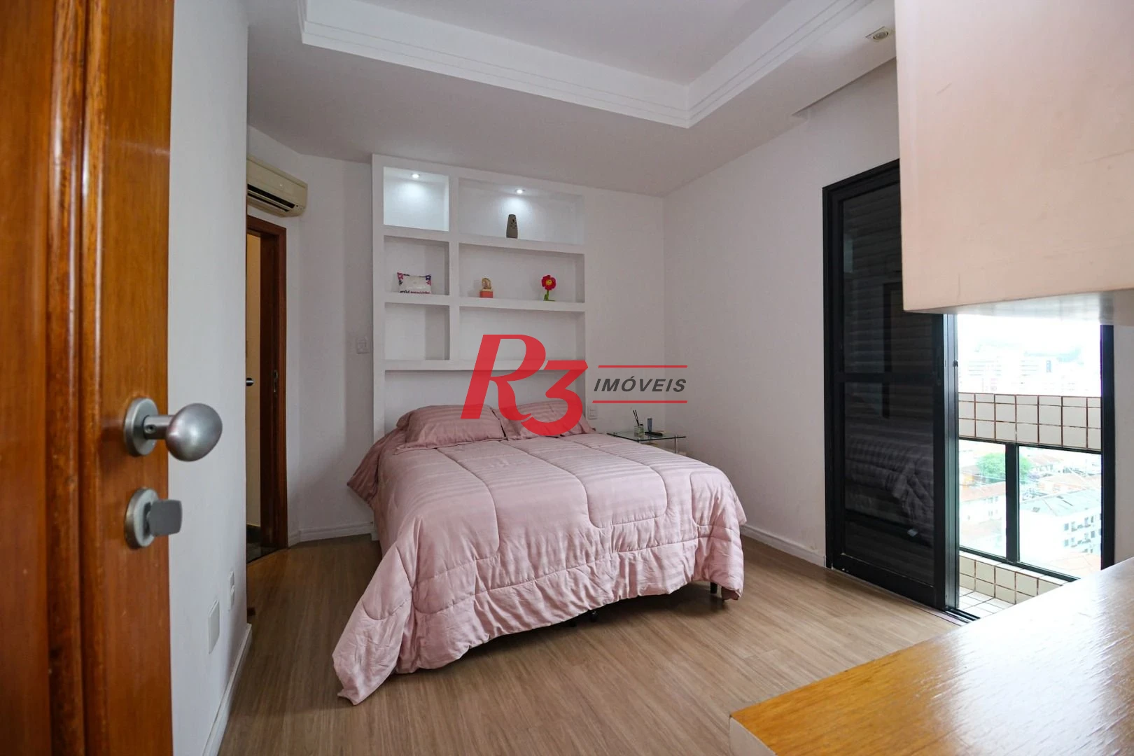Cobertura com 3 dormitórios à venda, 380 m² por R$ 3.520.000,00 - Gonzaga - Santos/SP