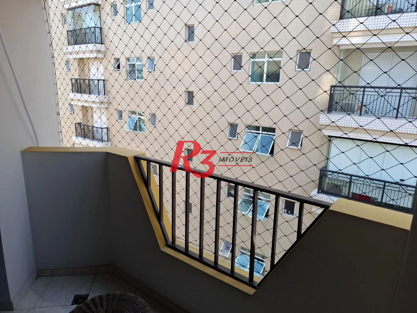 Flat com 2 dormitórios à venda, 44 m² por R$ 450.000,00 - Gonzaga - Santos/SP