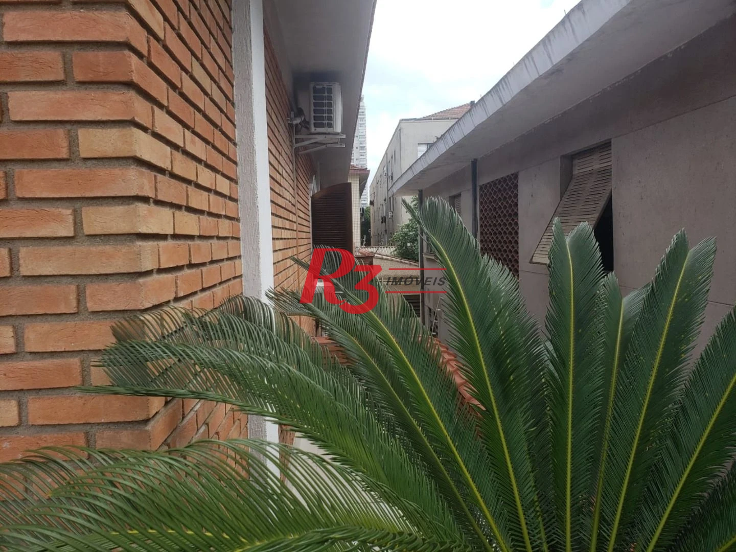 Sobrado com 4 dormitórios, 351 m² - venda por R$ 2.500.000,00 ou aluguel por R$ 20.860,00/mês - Embaré - Santos/SP