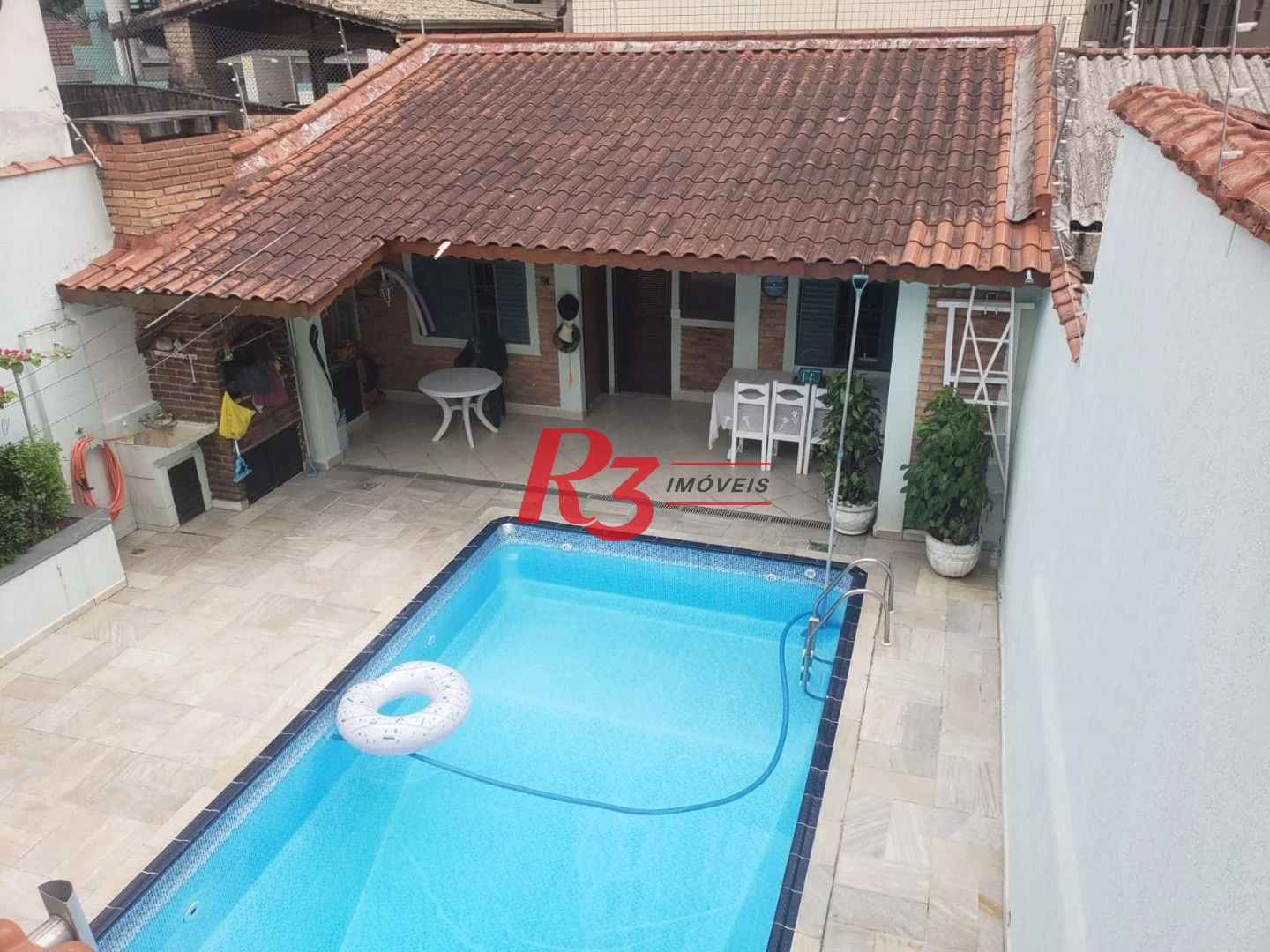 Sobrado com 4 dormitórios, 351 m² - venda por R$ 2.500.000,00 ou aluguel por R$ 20.860,00/mês - Embaré - Santos/SP