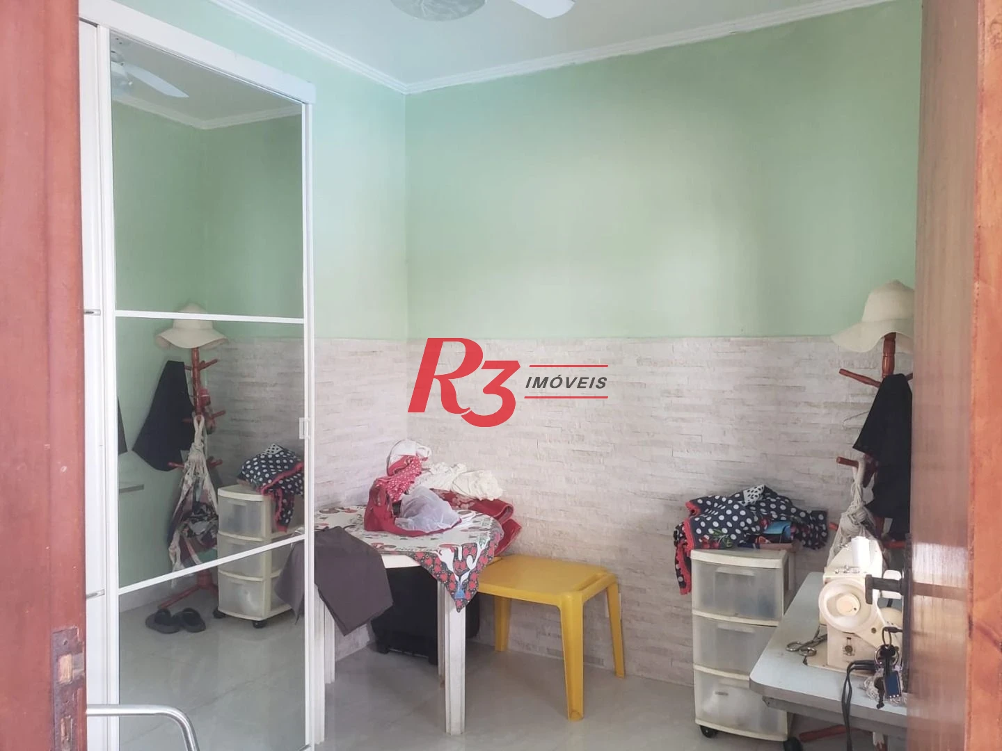 Sobrado com 4 dormitórios, 351 m² - venda por R$ 2.500.000,00 ou aluguel por R$ 20.860,00/mês - Embaré - Santos/SP