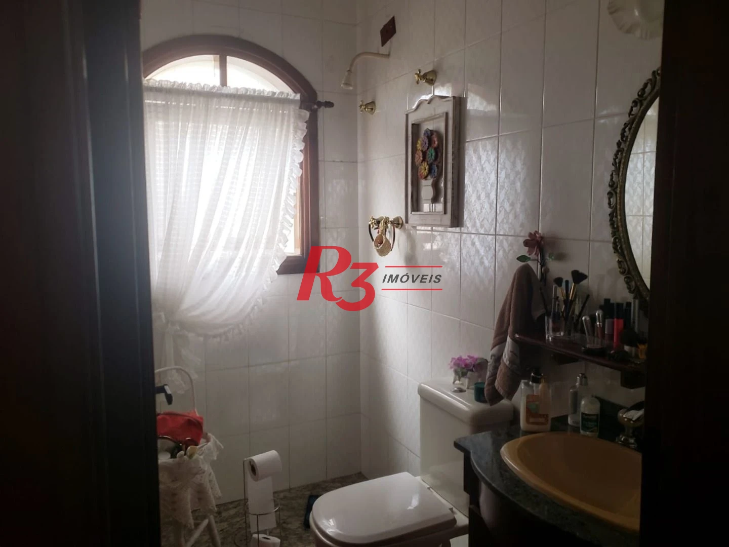 Sobrado com 4 dormitórios, 351 m² - venda por R$ 2.500.000,00 ou aluguel por R$ 20.860,00/mês - Embaré - Santos/SP