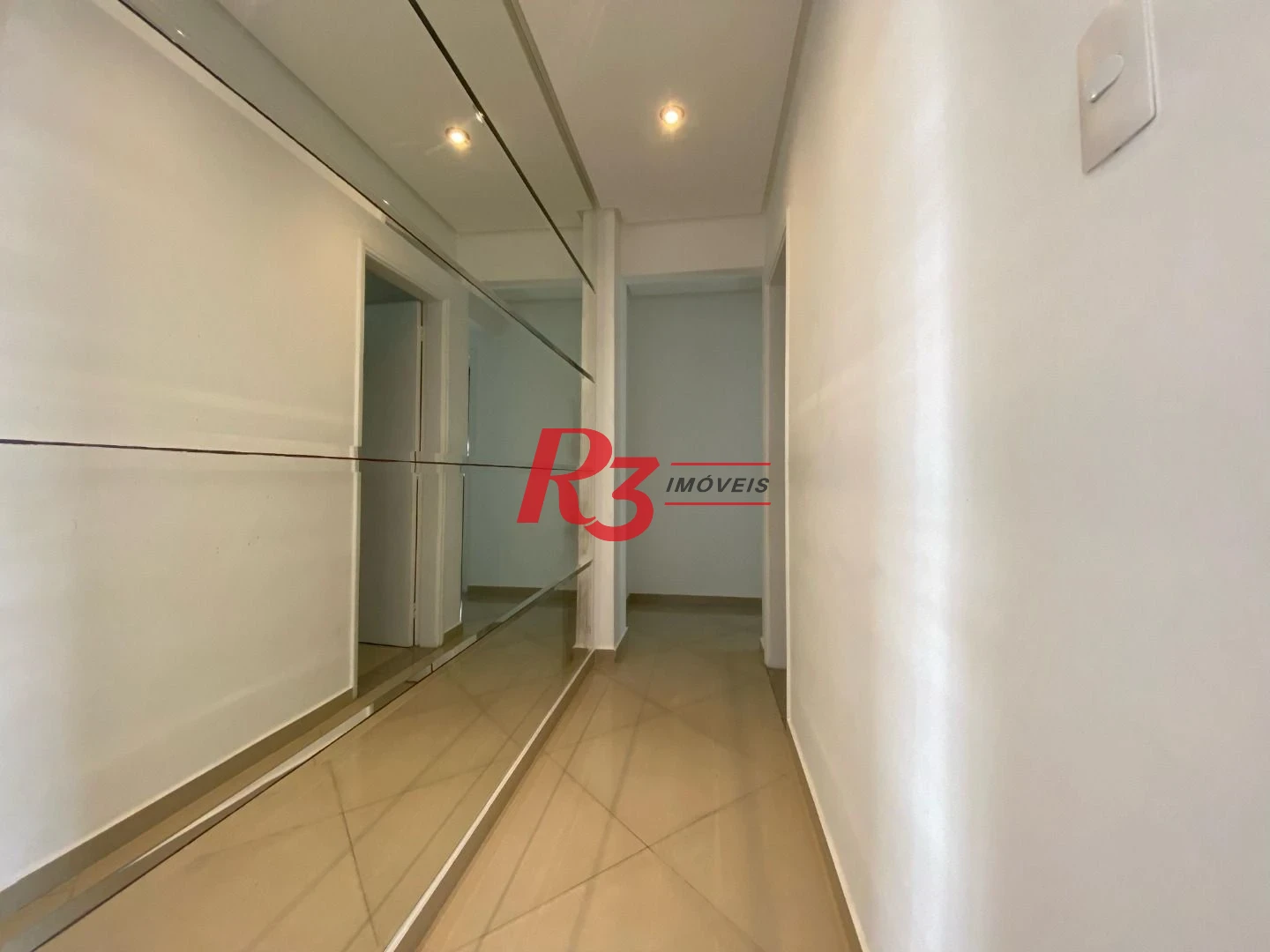 Apartamento à venda, 95 m² por R$ 695.000,00 - Boqueirão - Santos/SP