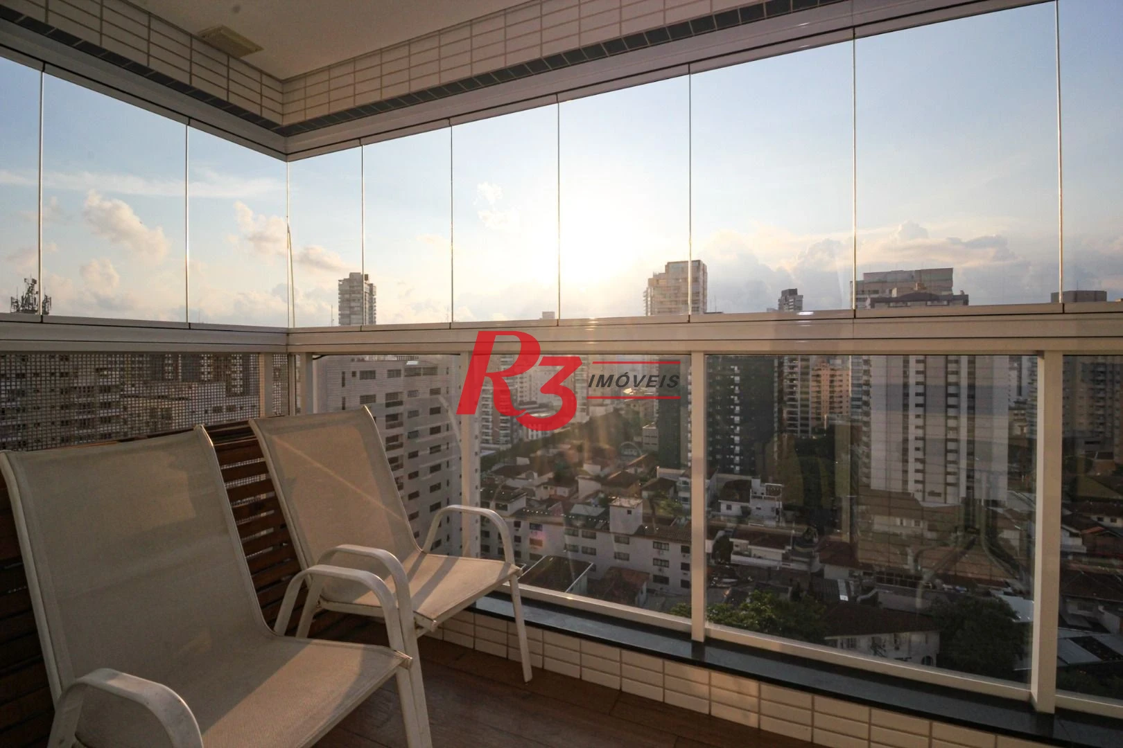 Apartamento com 1 dormitório à venda, 52 m² por R$ 745.000,00 - Embaré - Santos/SP