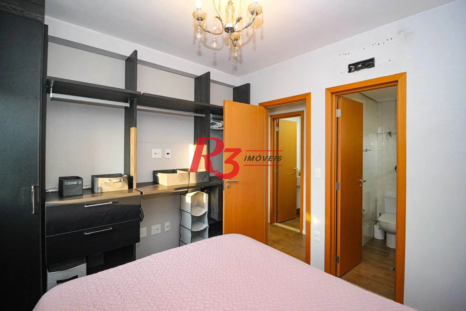 Apartamento com 1 dormitório à venda, 52 m² por R$ 745.000,00 - Embaré - Santos/SP