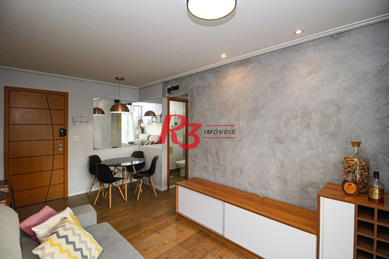 Apartamento com 1 dormitório à venda, 52 m² por R$ 745.000,00 - Embaré - Santos/SP