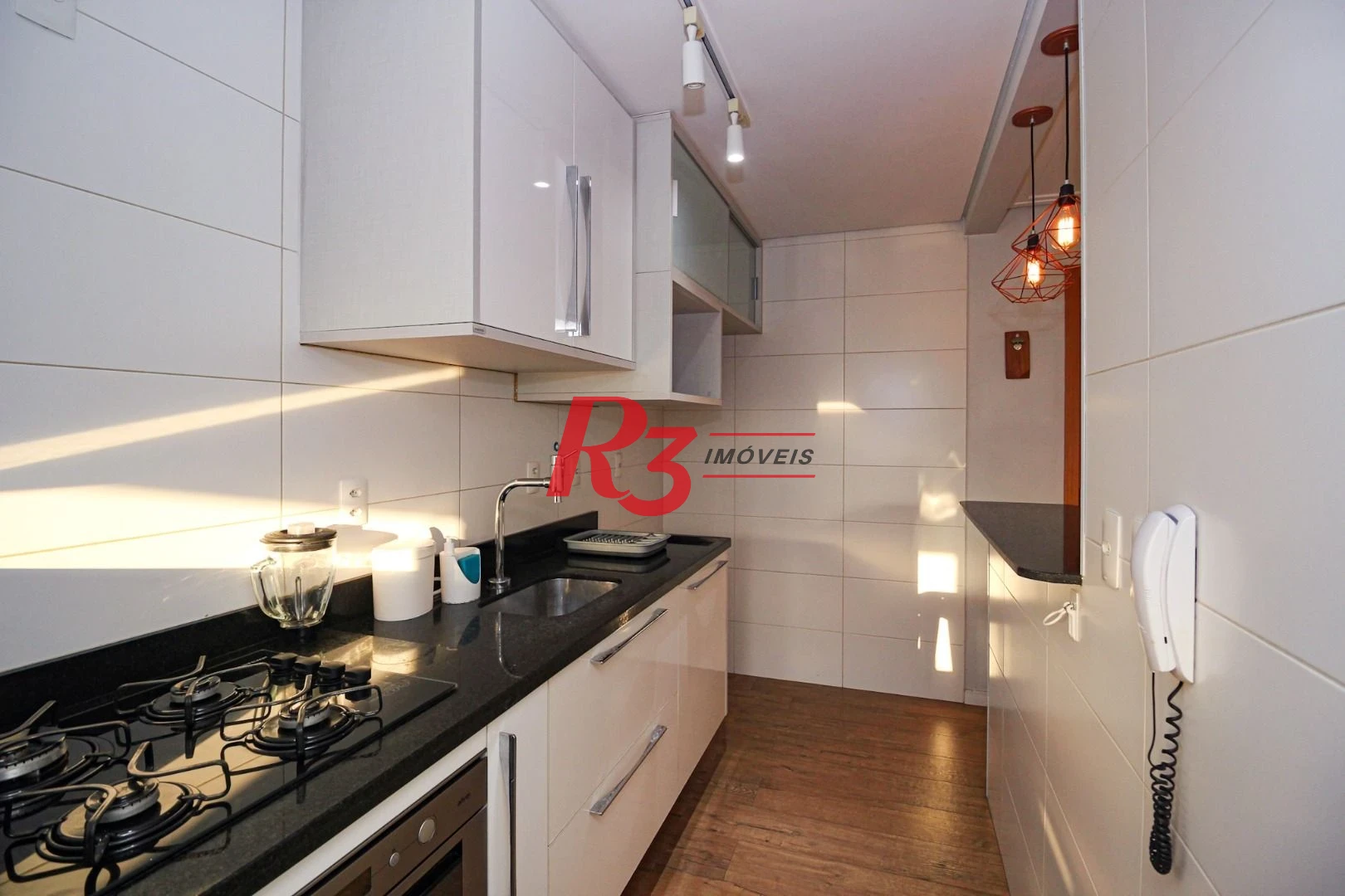 Apartamento com 1 dormitório à venda, 52 m² por R$ 745.000,00 - Embaré - Santos/SP