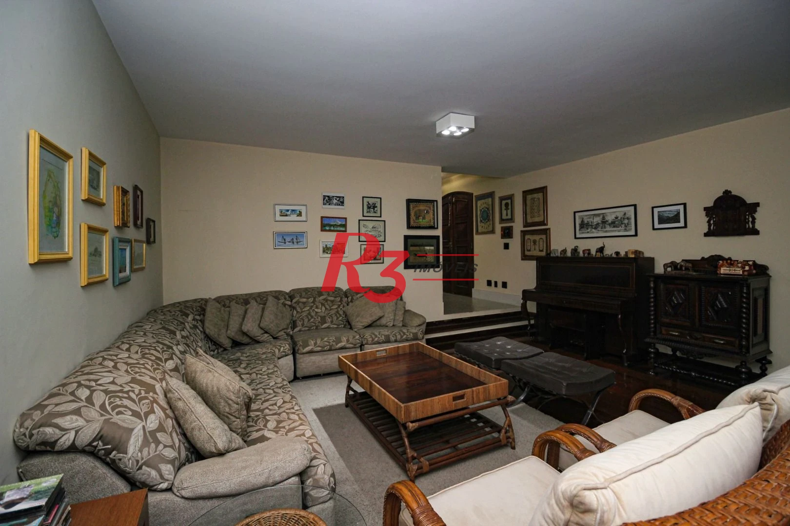 Apartamento com 4 dormitórios à venda, 335 m² por R$ 1.800.000,00 - Boqueirão - Santos/SP