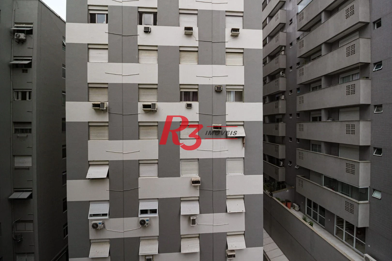 Apartamento com 4 dormitórios à venda, 335 m² por R$ 1.800.000,00 - Boqueirão - Santos/SP