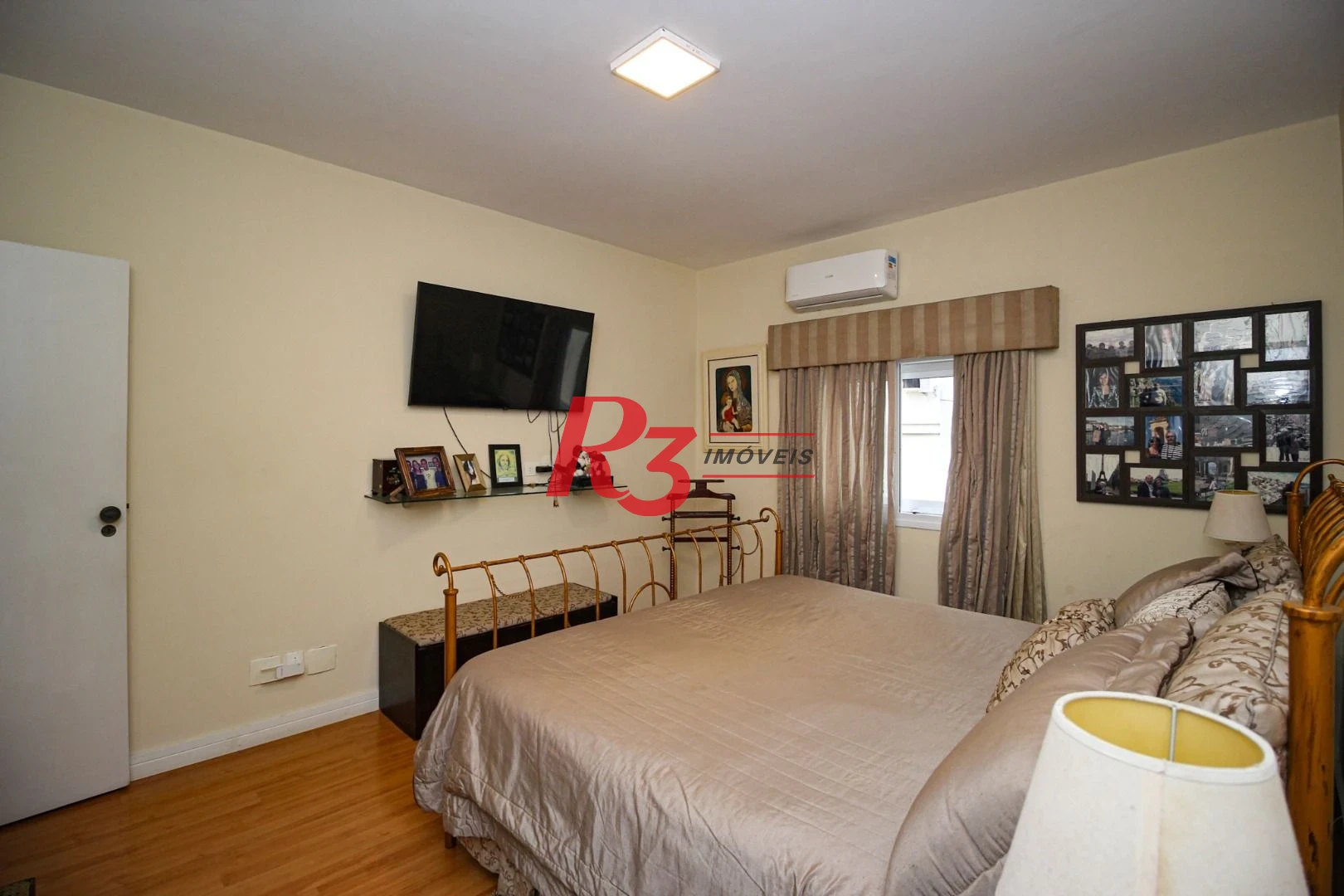 Apartamento com 4 dormitórios à venda, 335 m² por R$ 1.800.000,00 - Boqueirão - Santos/SP