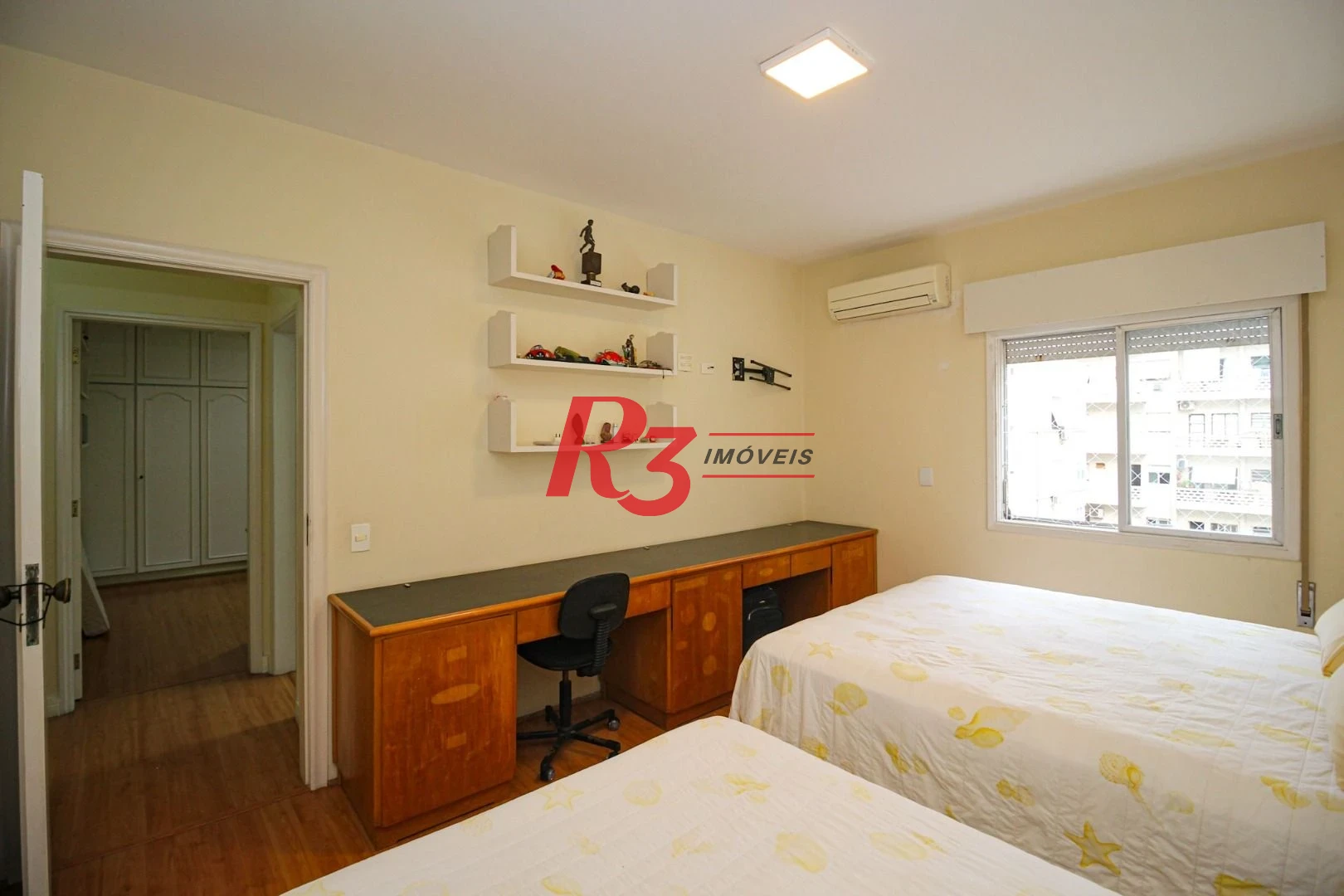 Apartamento com 4 dormitórios à venda, 335 m² por R$ 1.800.000,00 - Boqueirão - Santos/SP