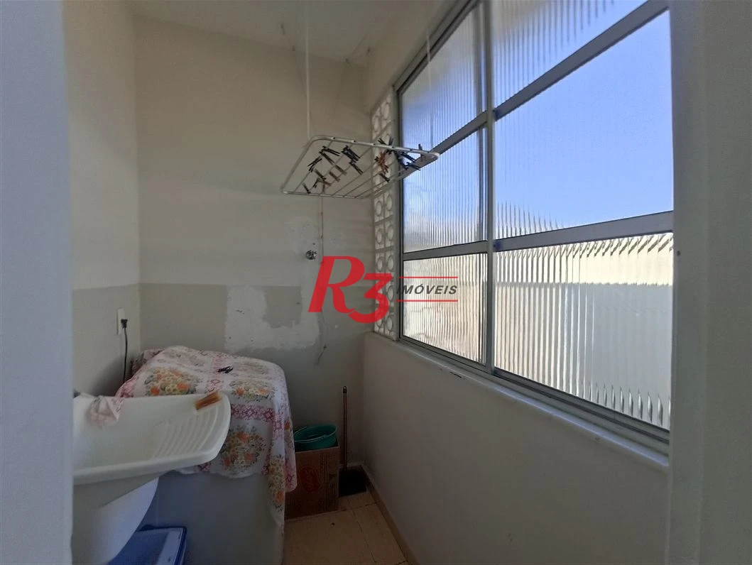 Apartamento com 2 dormitórios à venda, 66 m² por R$ 420.000,00 - Embaré - Santos/SP