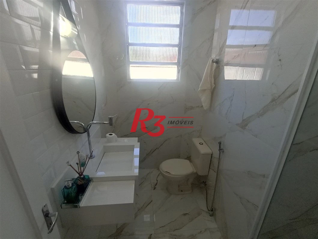 Apartamento com 2 dormitórios à venda, 66 m² por R$ 420.000,00 - Embaré - Santos/SP