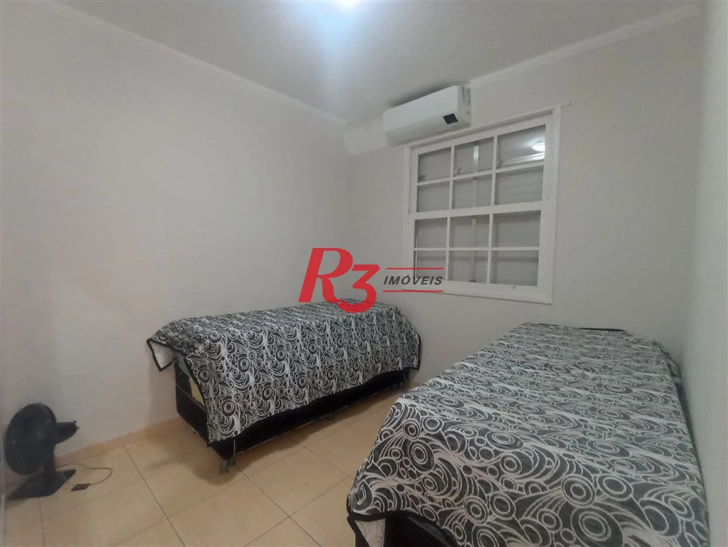Apartamento com 2 dormitórios à venda, 66 m² por R$ 420.000,00 - Embaré - Santos/SP