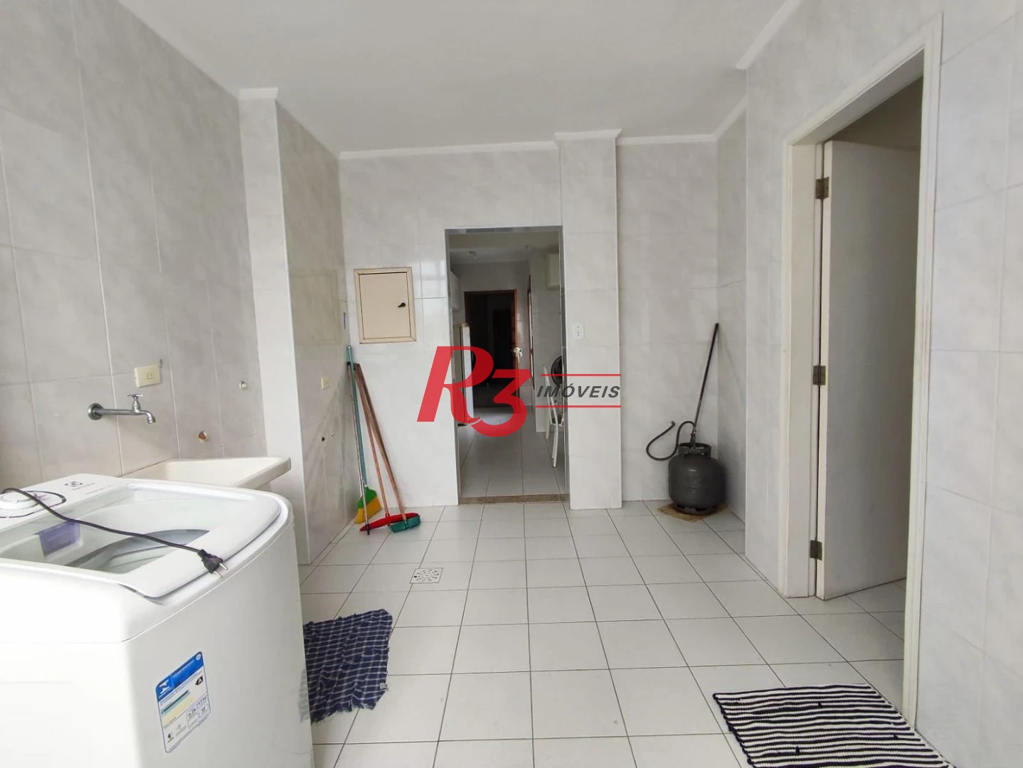 Apartamento com 3 dormitórios à venda, 174 m² por R$ 1.280.000,00 - Gonzaga - Santos/SP