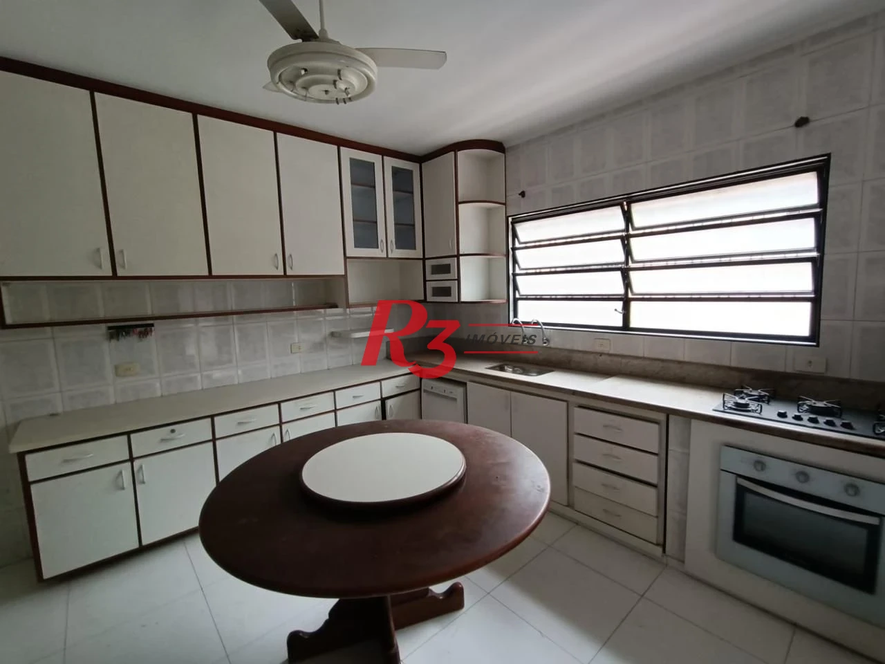 Casa à venda, 357 m² - Aparecida - Santos/SP