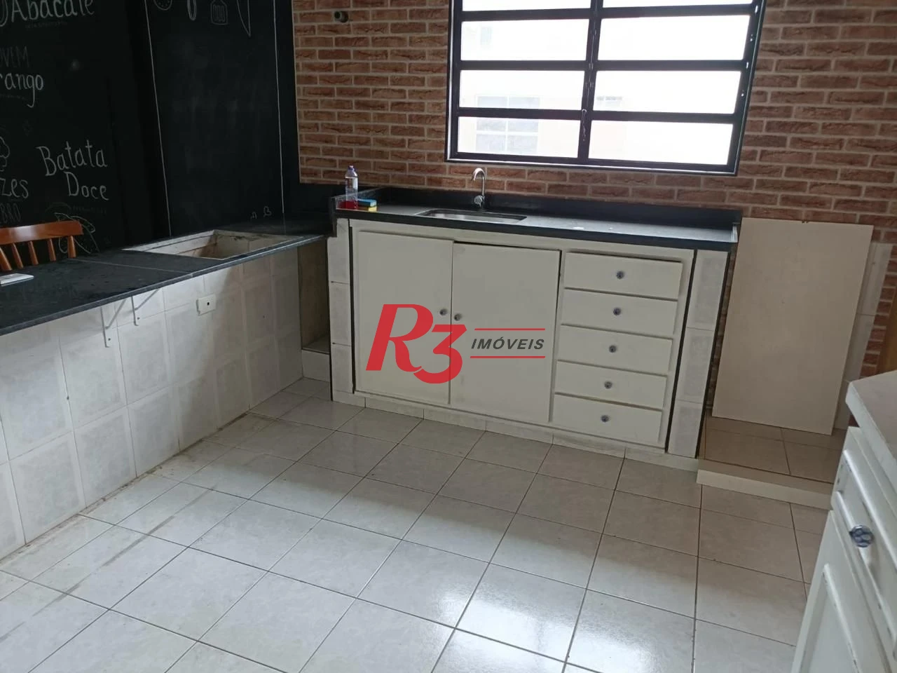 Casa à venda, 357 m² - Aparecida - Santos/SP