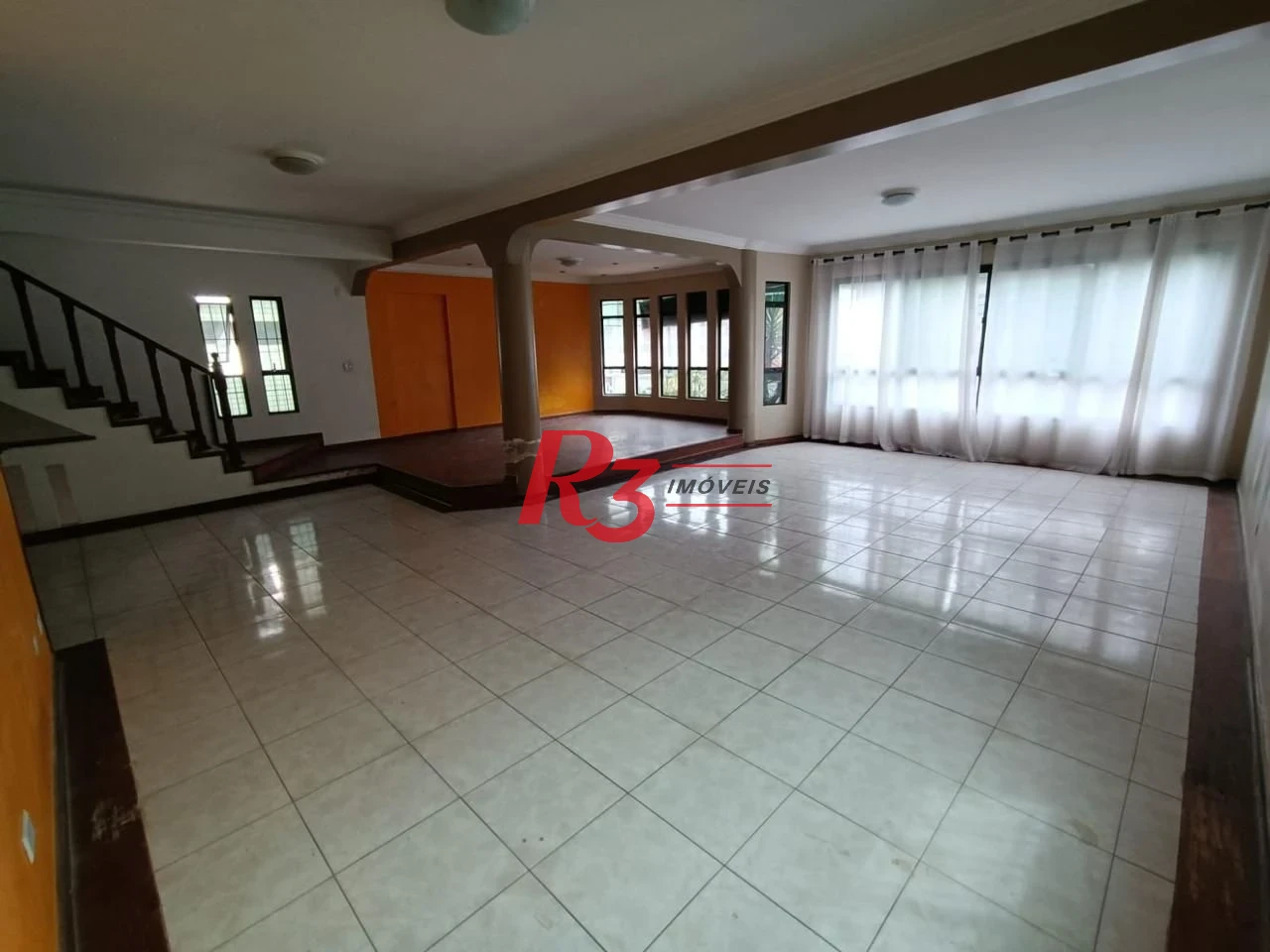 Casa à venda, 357 m² - Aparecida - Santos/SP