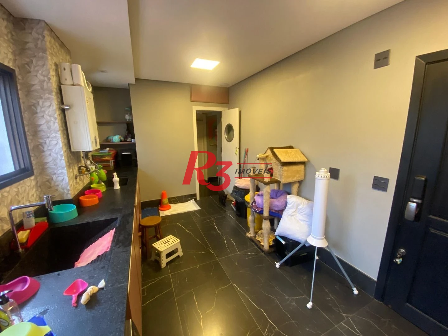 Apartamento com 5 dormitórios à venda, 300 m² por R$ 2.660.000,00 - Boqueirão - Santos/SP