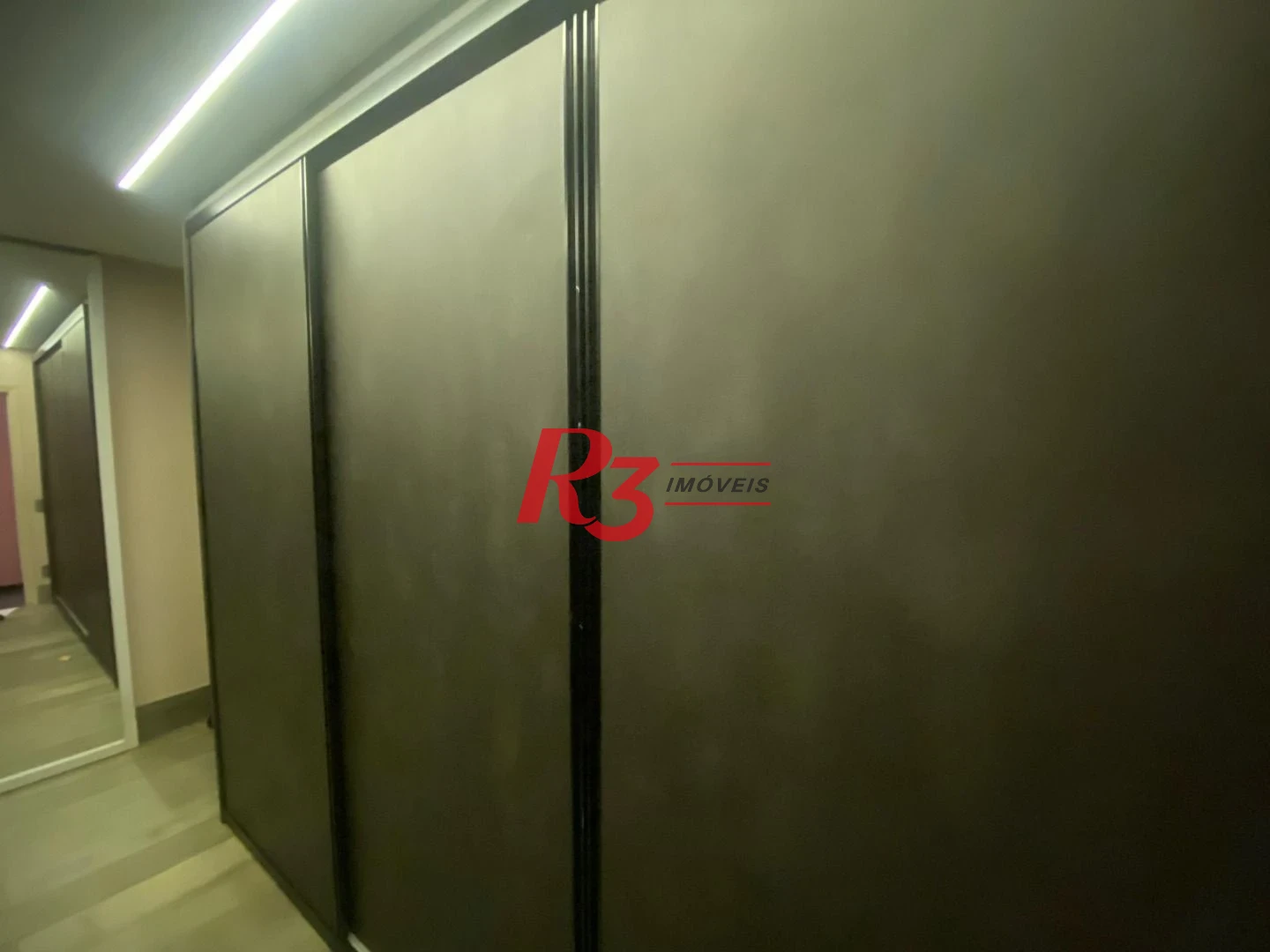 Apartamento com 5 dormitórios à venda, 300 m² por R$ 2.660.000,00 - Boqueirão - Santos/SP