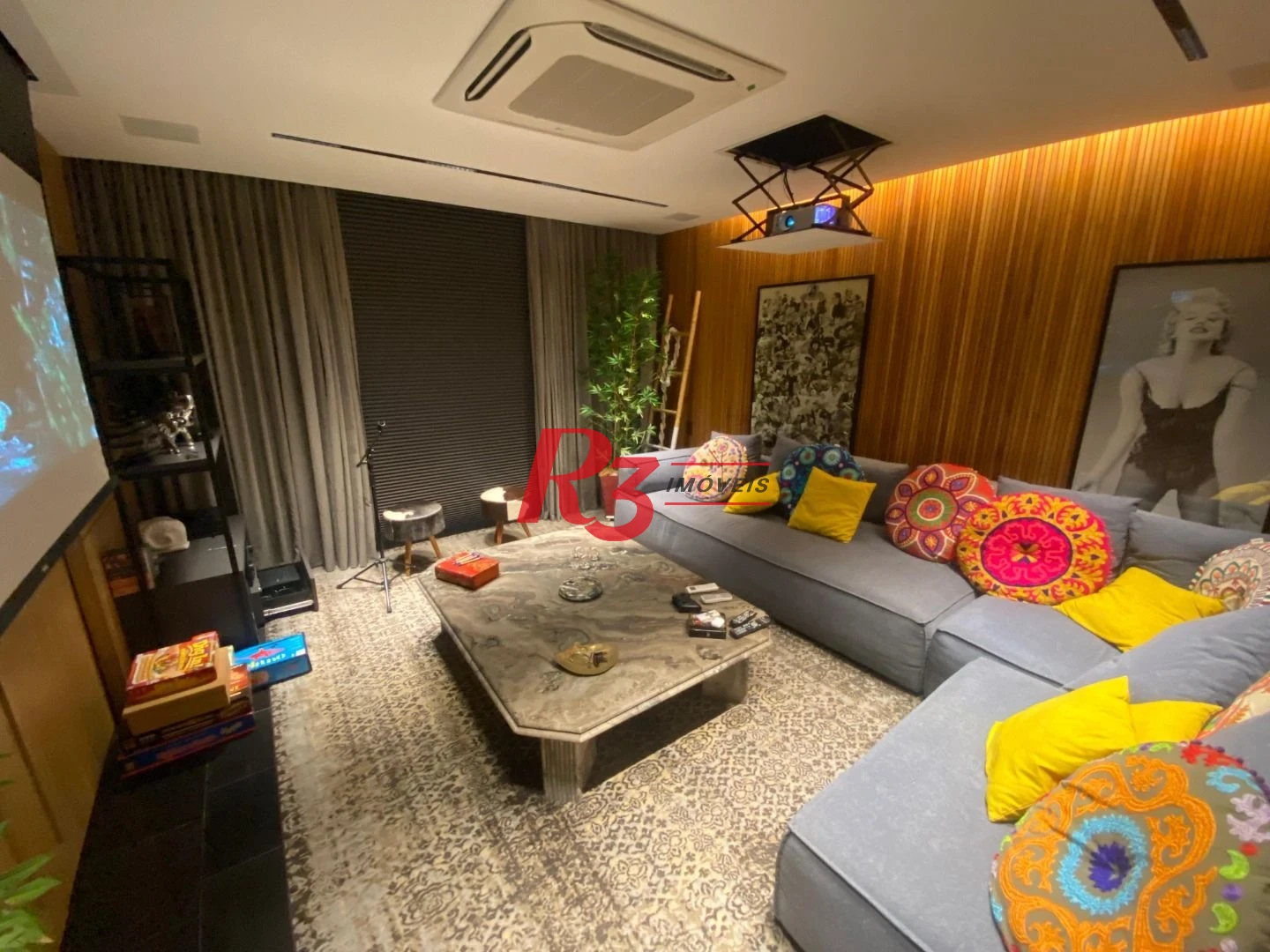 Apartamento com 5 dormitórios à venda, 300 m² por R$ 2.660.000,00 - Boqueirão - Santos/SP