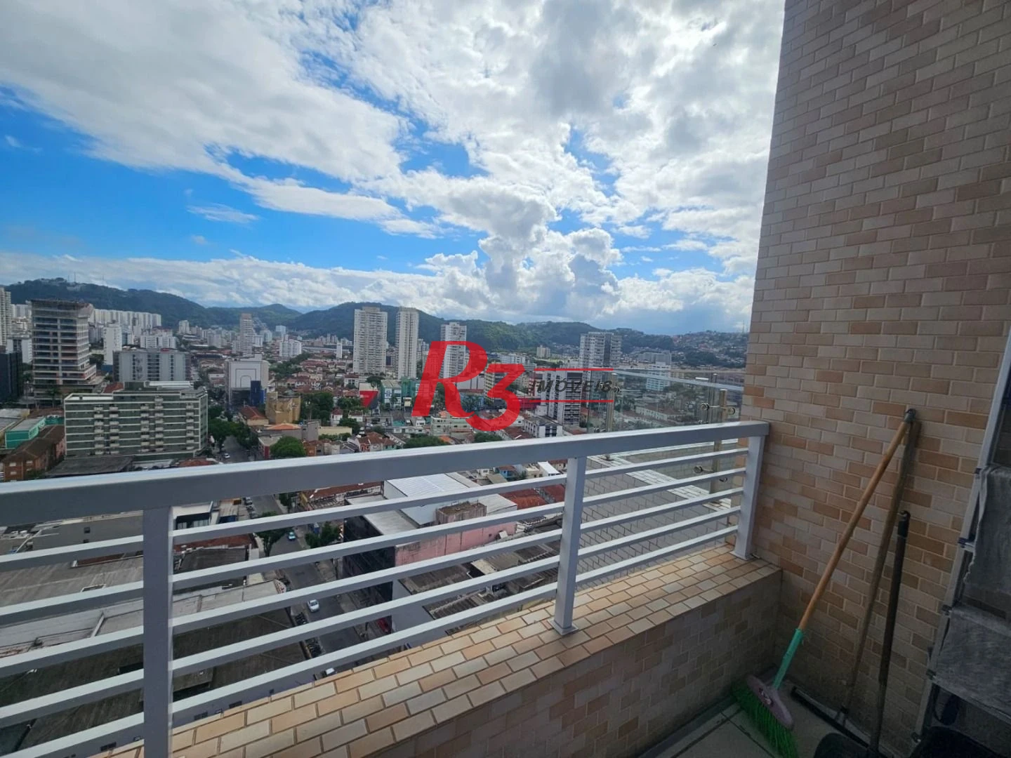 Sala à venda, 72 m² por R$ 650.000,00 - Vila Matias - Santos/SP
