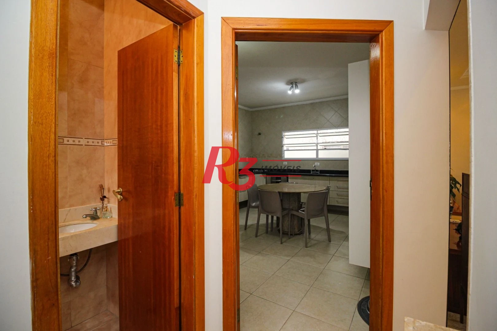 Casa à venda, 269 m² por R$ 1.810.000,00 - Marapé - Santos/SP