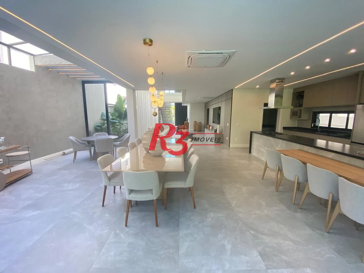 Casa com 6 dormitórios à venda, 420 m² por R$ 13.900.000,00 - Módulo 11 - Bertioga/SP