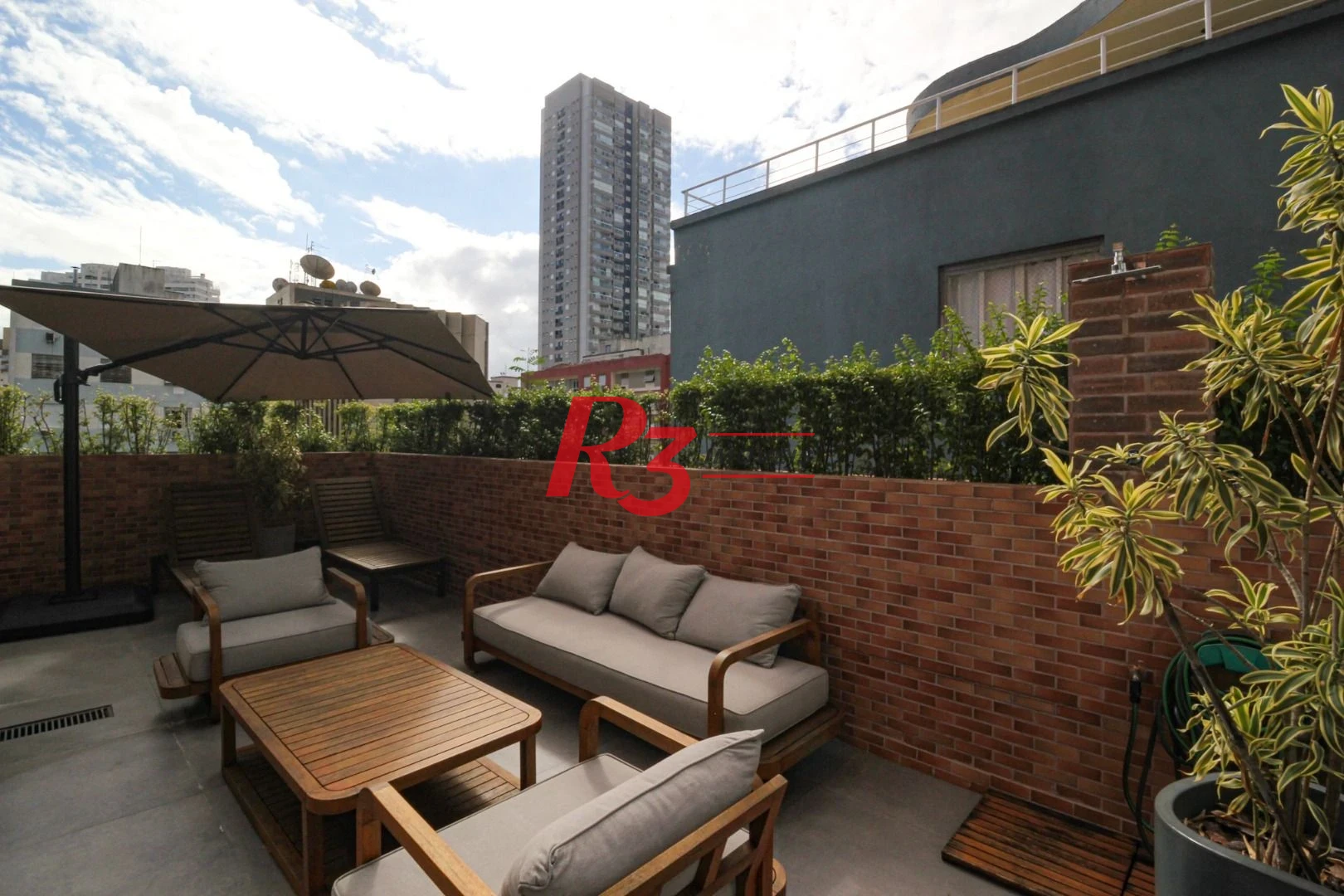 Apartamento Garden com 3 dormitórios à venda, 183 m² por R$ 2.150.000,00 - Gonzaga - Santos/SP