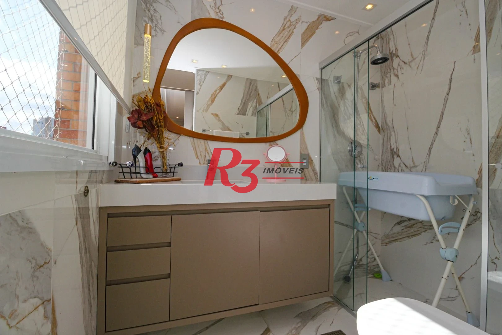 Apartamento Garden com 3 dormitórios à venda, 183 m² por R$ 2.150.000,00 - Gonzaga - Santos/SP