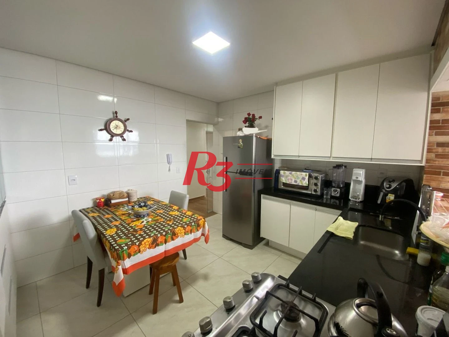 Apartamento com 3 dormitórios à venda, 195 m² por R$ 1.940.000,00 - Ponta da Praia - Santos/SP