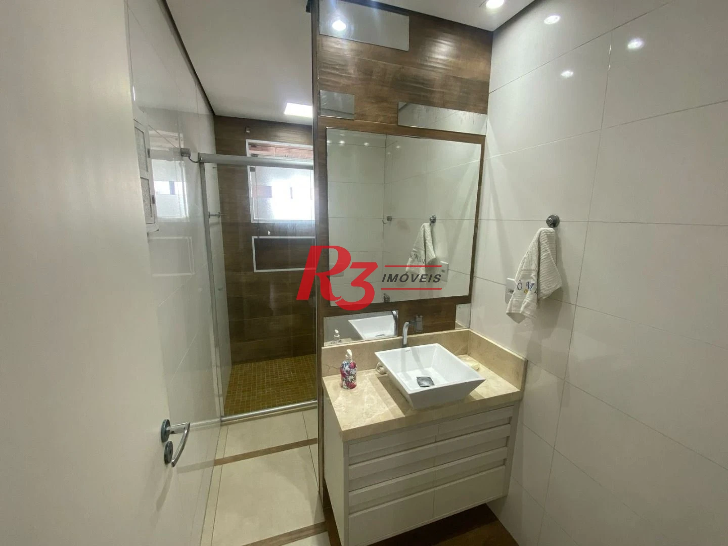 Apartamento com 3 dormitórios à venda, 195 m² por R$ 1.940.000,00 - Ponta da Praia - Santos/SP